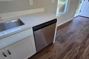 559 W Michaelangelo Road W, Defuniak Springs, FL 32433 - Photo 38