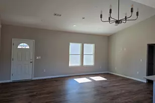 559 W Michaelangelo Road W, Defuniak Springs, FL 32433 - Photo 8