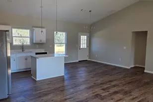 559 W Michaelangelo Road W, Defuniak Springs, FL 32433 - Photo 16