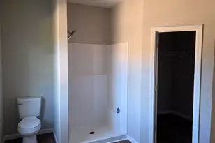 559 W Michaelangelo Road W, Defuniak Springs, FL 32433 - Photo 14