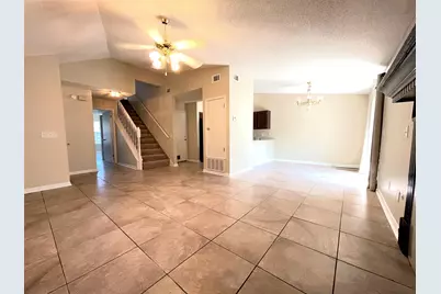 903 Piedmont Place #UNIT 5, Fort Walton Beach, FL 32547 - Photo 2