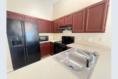 903 Piedmont Place #UNIT 5, Fort Walton Beach, FL 32547 - Photo 4