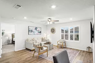 412 Scarborough St, Crestview, FL 32539 - Photo 10