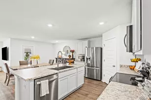 412 Scarborough St, Crestview, FL 32539 - Photo 8