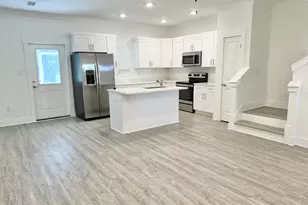 103 Date Palm Ln, Freeport, FL 32439 - Photo 12