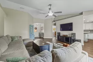 486 Jillian Dr, Crestview, FL 32536 - Photo 6