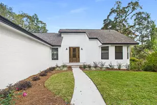 211 E Dominica Circle E, Niceville, FL 32578 - Photo 14