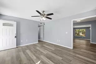 410 NW Nw Oakland Circle Circle NW, Fort Walton Beach, FL 32548 - Photo 4