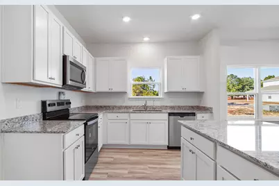 186 Huckleberry Street, Freeport, FL 32439 - Photo 2