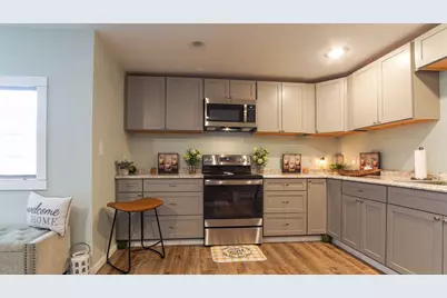 261 W Royal Palm Avenue W, Defuniak Springs, FL 32433 - Photo 4