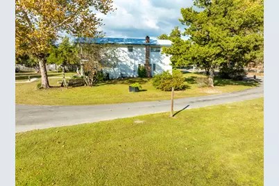 176 Bourbon Street, Freeport, FL 32439 - Photo 8