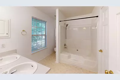 6222 Cottage Woods Drive, Milton, FL 32570 - Photo 14