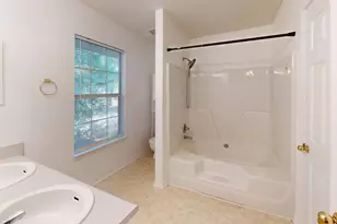 6222 Cottage Woods Dr, Milton, FL 32570 - Photo 14