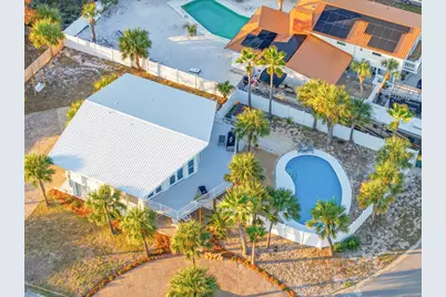 417 Cobia Avenue, Fort Walton Beach, FL 32548 - Photo 1