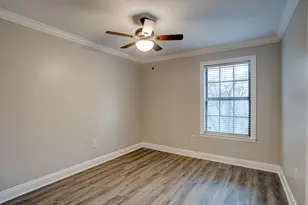 404 Ashley Dr, Crestview, FL 32536 - Photo 16