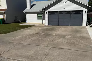 38 Ruby Cir, Mary Esther, FL 32569 - Photo 2