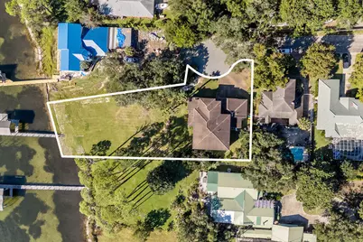 18 Kimbrough Road, Mary Esther, FL 32569 - Photo 2