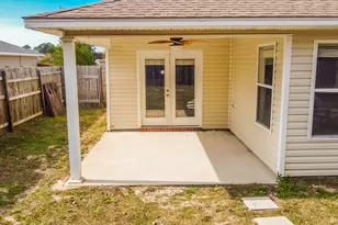 2110 Catline Cir, Navarre, FL 32566 - Photo 36