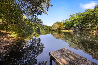 20 NW Sherwood Road NW, Fort Walton Beach, FL 32547 - Photo 1