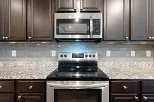 303 Merlin Ct, Crestview, FL 32539 - Photo 14