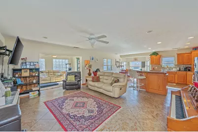 2524 Lincoln Road, Navarre, FL 32566 - Photo 10