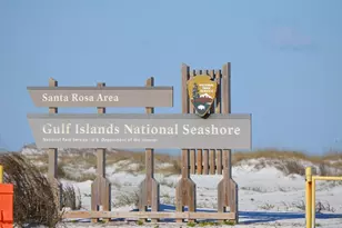 8123 Gulf Blvd, Navarre, FL 32566 - Photo 56