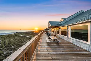 8123 Gulf Blvd, Navarre, FL 32566 - Photo 1