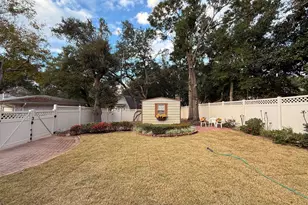 137 Woodbine Cir, Fort Walton Beach, FL 32548 - Photo 34