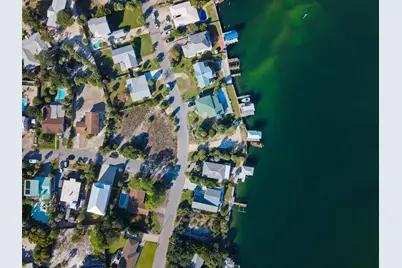 834 Tarpon Drive, Fort Walton Beach, FL 32548 - Photo 2