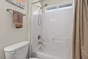 1603 Trent St, Fort Walton Beach, FL 32547 - Photo 16