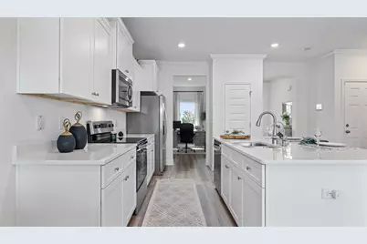 8130 Fox Hunt Drive, Milton, FL 32583 - Photo 10