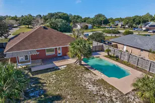 2989 Via Conquistadores, Navarre, FL 32566 - Photo 36