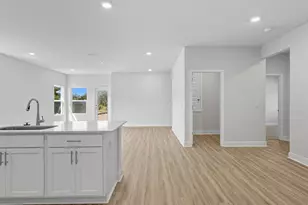 8119 Fox Hunt Dr, Milton, FL 32583 - Photo 8