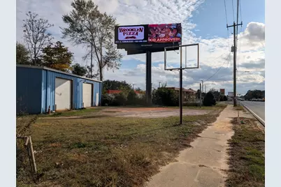 835 N Ferdon Boulevard N, Crestview, FL 32536 - Photo 2