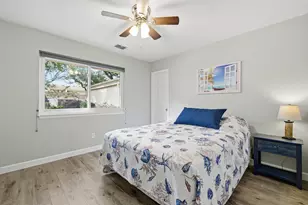 800 Bay Dr, Niceville, FL 32578 - Photo 32