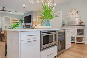 903 E Lido Circle E, Niceville, FL 32578 - Photo 14