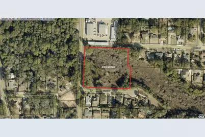 940 S Cedar Avenue S, Niceville, FL 32578 - Photo 1