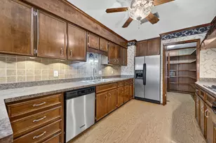 1553 Pine St, Niceville, FL 32578 - Photo 18