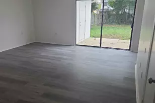 90 6th Ave, Shalimar, FL 32579 - Photo 4