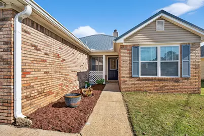 487 Cascabellas Street, Mary Esther, FL 32569 - Photo 2