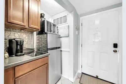 214 SW Miracle Strip Parkway SW #B104, Fort Walton Beach, FL 32548 - Photo 16