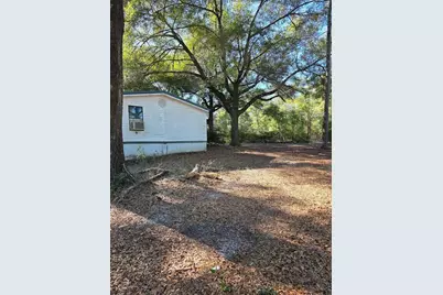 4977 Douglas Ferry Road, Caryville, FL 32427 - Photo 6
