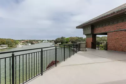 204 Laura Lane, Gulf Breeze, FL 32561 - Photo 32