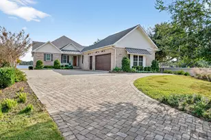 901 Peacock's Point Dr, Destin, FL 32541 - Photo 2