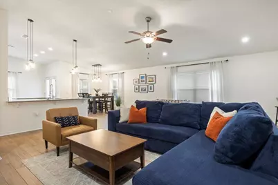 8174 Tavira Street, Navarre, FL 32566 - Photo 4