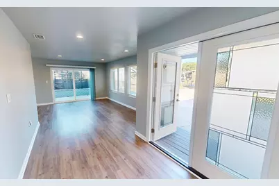 911 Rue De La Savoie, Mary Esther, FL 32569 - Photo 2