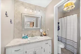 1810 Sea Pines Ln, Navarre, FL 32566 - Photo 38