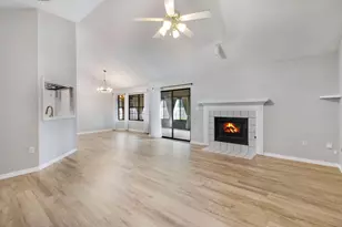 2591 Hidden Creek Dr, Navarre, FL 32566 - Photo 6