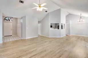 2591 Hidden Creek Dr, Navarre, FL 32566 - Photo 4