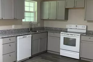 122 Hampton Dr, Crestview, FL 32539 - Photo 12